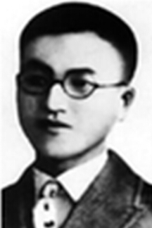 ͯ�L(zh��ng)�s��1907��1934��20���o(j��)�o(w��)�a(ch��n)�A��(j��)�Ļ������������ߡ��|�M(m��n)������ʡ��߅���r�������ݣ����Ց�(zh��n)��(zh��ng)�����I(l��ng)��(d��o)�����֠N�A����������(sh��)�A�����L(zh��ng)�s��������ʡͩ�ǿh�����(y��ng)�h������1925����x���ձ��|���ۇ�(gu��)��W(xu��)�A(y��)�Ƶ�һ�ߵȌW(xu��)У����У���g�����Ї�(gu��)���a(ch��n)�h��1930��3���c��(chu��ng)���Ї�(gu��)��������(li��n)������ԓ�M���l(f��)����֮һ���������h����ָ�����Ⱥ��(d��n)���й�����ʡί��(sh��)ӛ�������ί��(sh��)ӛ�����B��ί��(sh��)ӛ��1931��11�����й��M(m��n)��ʡί�|�M(m��n)��ί��(sh��)ӛ��1934��3��21��������hʮ��ƺ�ďR���c������(zh��n)�Р�����