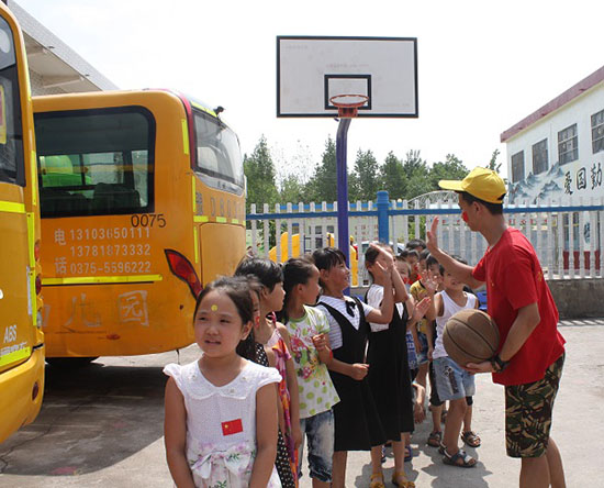 ���Ϲ��I(y��)��W(xu��)��(j��ng)��(j��)�Q(m��o)�׌W(xu��)Ժ����ϵ�P�h�������ж����������(hu��)��(sh��)�`�(du��)������ʡƽ�ɽ���P�hѦ���(zh��n)���Ӝϴ���ӢС�W(xu��)�_չ֧�̻��(d��ng)���e�k��ӢС�W(xu��)��һ��Ȥζ�\(y��n)��(d��ng)��(hu��)��׌�W(xu��)���w��(hu��)�W��ƥ�˾������D��־Ը�߽o�W(xu��)���ĄŃ�������