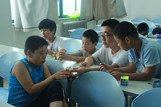 �Ї�ʯ�ʹ�W(xu��)���A�|������֮�������̈F��ɽ�|ʡ�S�u��(j��ng)���_�l(f��)�^(q��)ᘌ�����(w��)���ˆT��Ů�����؃�ͯ�_չ�����ӣ����H�_�O(sh��)�Z��(sh��)���n�̽̌W(xu��)��߀�_չҕ�l�̌W(xu��)��ħ�g(sh��)��ħ�����L�����dȤ��n���� (2)