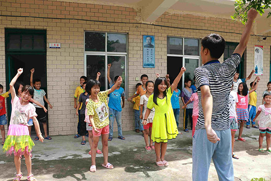 �V�|�t(y��)�ƴ�W(xu��)��΢�m���ġ�����F(tu��n)�(du��)�ڏV�|ʡ�����������(zh��n)ͬ��С�W(xu��)֧����־Ը�߽�ͬ��С�W(xu��)�W(xu��)���\(y��n)��(d��ng)ǰ�������Ԝp���\(y��n)��(d��ng)������