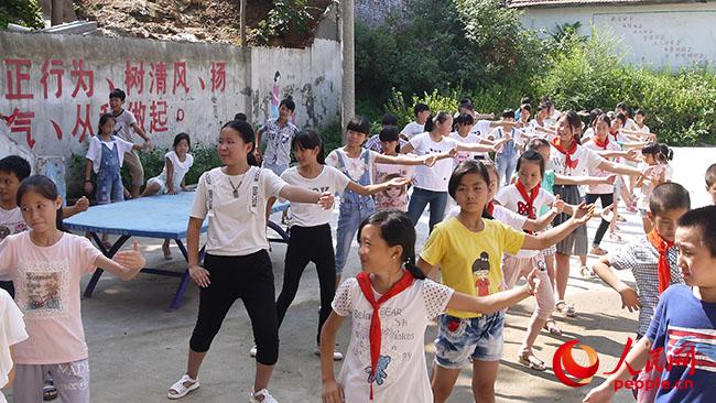 ���ϿƼ���W(xu��)��һ��һ·���x��(w��)֧���c����(zh��n)��ؚ�{(di��o)�Ќ�(sh��)�`�F(tu��n)���������(y��ng)�h��¹ɽ�(zh��n)�u�ŸG���_(k��i)չ�x��(w��)֧�̺ͷ�ؚ�{(di��o)�����D��־Ը�߽̺��ӂ�̫�Oȭ�����F(tu��n)�(du��)�ṩ��