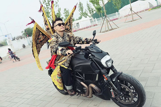 �݆T�T������܇���ų���(ch��ng)��   ���� �z