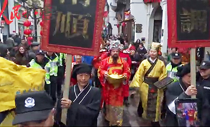 ҕ�l�������ӭؔ(c��i)�� ������_��������壬���ݺӷ��֚vʷ�օ^(q��)��ӭ����һ��һ�ȵ�ӭؔ(c��i)��c�´����(d��ng)���mȻ������С��������׌���������οͺúõ��_����һ�ء���Ԕ��(x��)�� 