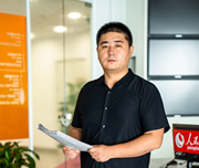 6.奮斗獎(jiǎng)：孫永新（第二黨支部、總編室）