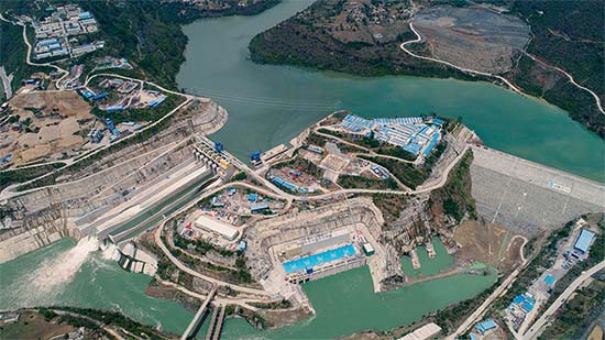 卡洛特水電站為巴基斯坦帶來了清潔的能源和可持續(xù)發(fā)展機(jī)遇。（三峽集團(tuán)供圖）